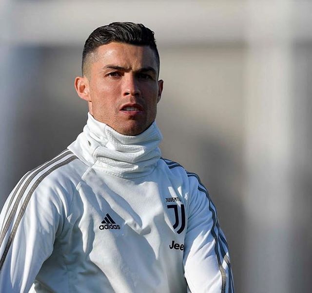 Cristiano Ronaldo Menggelapkan Pajak & Dituntut 23 Bulan Penjara